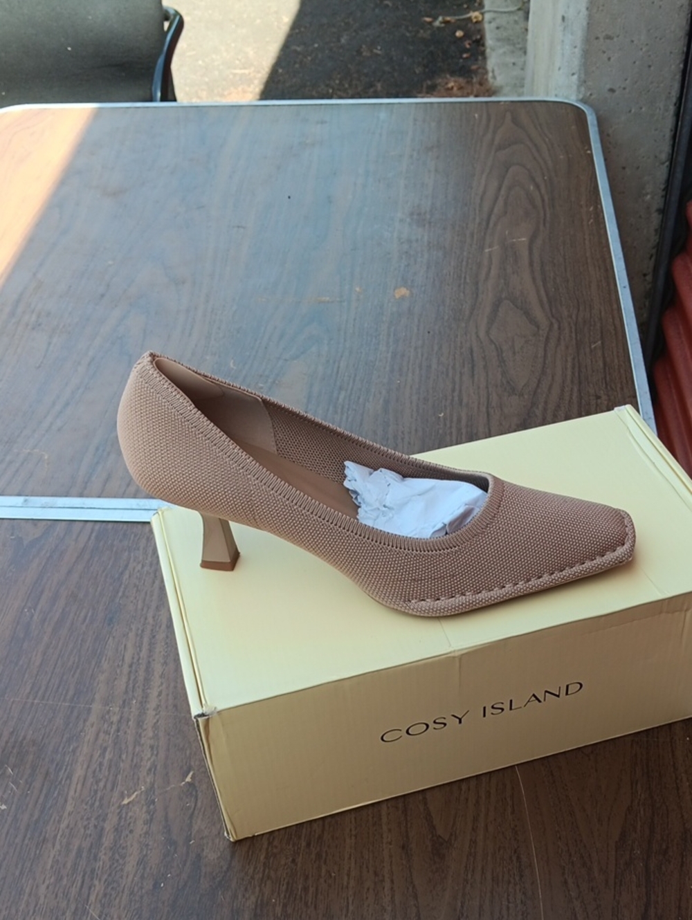 Womens Beige Knit Mid-Heel Pump